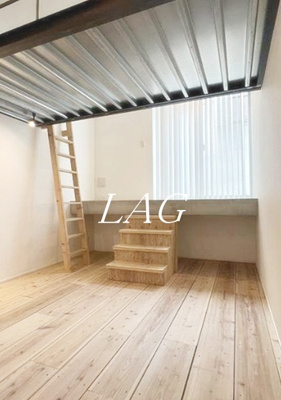 【居間・リビング】 | クレインウッド | 洋室のお部屋です。
