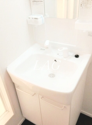 【洗面所】 | サンクラベール | 独立洗面台です。