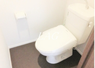 【トイレ】 | サンクラベール | トイレです。