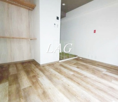 【居間・リビング】 | ウエストサイド新宿御苑 | 洋室のお部屋です。