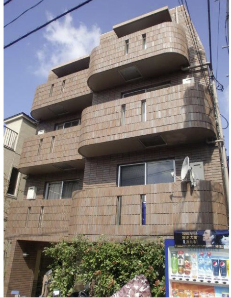 ルピナス・コート