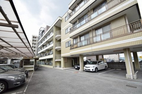 【駐車場】 | メゾンリュミエール