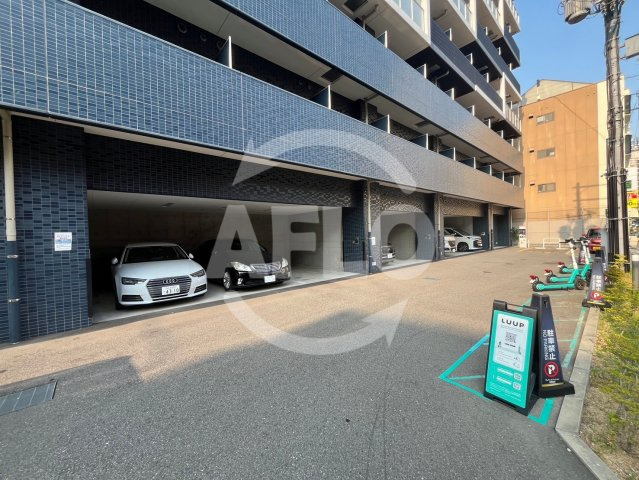 プレサンス難波インフィニティの駐車場|プレサンス難波インフィニティ　駐車場