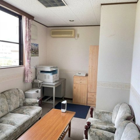 長野県大町市大町 元整形外科クリニックのその他