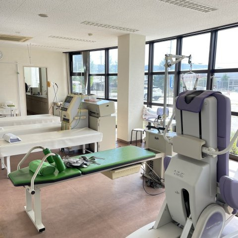 長野県大町市大町 元整形外科クリニックのその他