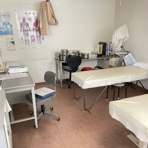 長野県大町市大町 元整形外科クリニックのその他