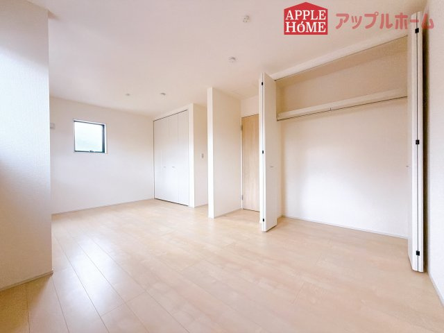 [新築住宅] 深谷市岡里 第3 全1棟の洋室|２階居室は全室収納あり！たっぷりある収納活用でお部屋もキレイを保てます♪