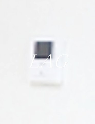 【セキュリティ】 | エレガンス | モニター付きインターホンです。