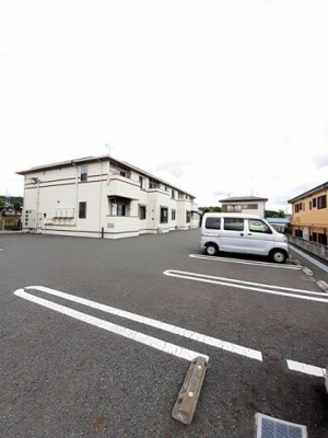【駐車場】 | ポラリス | 駐車場です