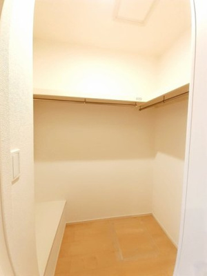 【収納】 | グランシャン | ちょっとした収納スペースも充実しています