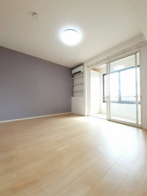 【居間・リビング】 | アーバングレイスⅥ | おしゃれな居間です