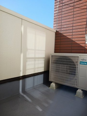 【バルコニー】 | メープルリーフⅢ | 外からの目が気にならないバルコニーで洗濯物が干せます