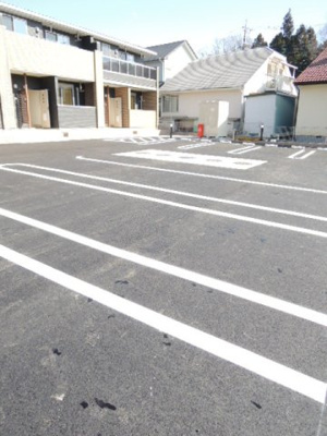 【駐車場】 | ファインティアラ | 駐車場です