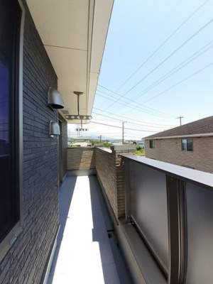 【バルコニー】 | メゾン・ソレアードⅢ | お洗濯にも便利なバルコニー付き