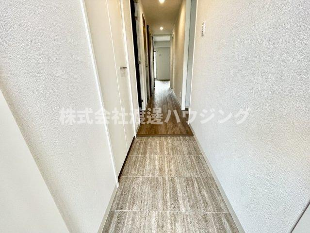 ペンギンズマンション箕面新稲の玄関