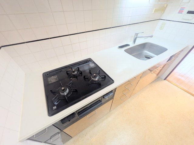 横浜永田台パークホームズガーデンヒルのキッチン
