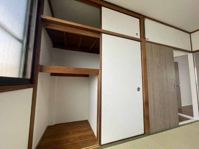尾浜町1丁目テラスハウスの収納