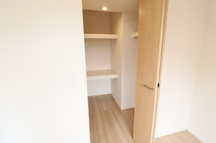 セレクトの収納|ウォークインクローゼット