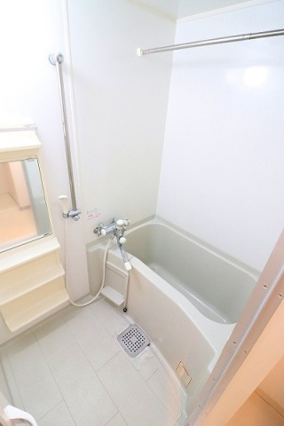 第９小谷ビルの浴室