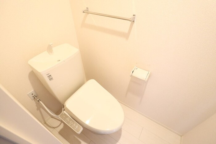 フォレストメゾン堀割のトイレ|温水洗浄暖房便座