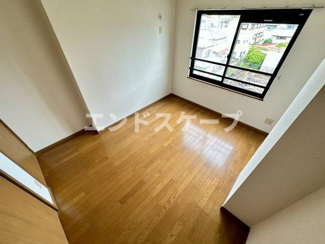 コムフォートワンの洋室|高崎、前橋のお部屋探しはエンドスケープまで！お客様の理想お聞かせ下さい♪