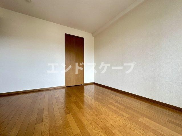 コムフォートワンの洋室|高崎、前橋のお部屋探しはエンドスケープまで！お客様の理想お聞かせ下さい♪