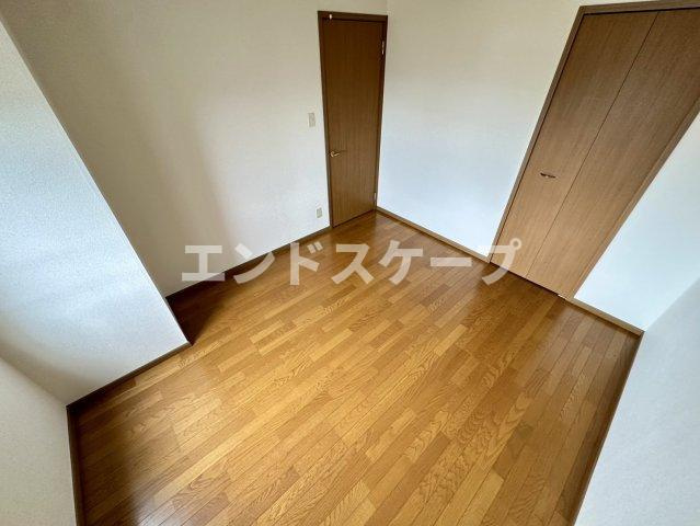 コムフォートワンの洋室|高崎、前橋のお部屋探しはエンドスケープまで！お客様の理想お聞かせ下さい♪