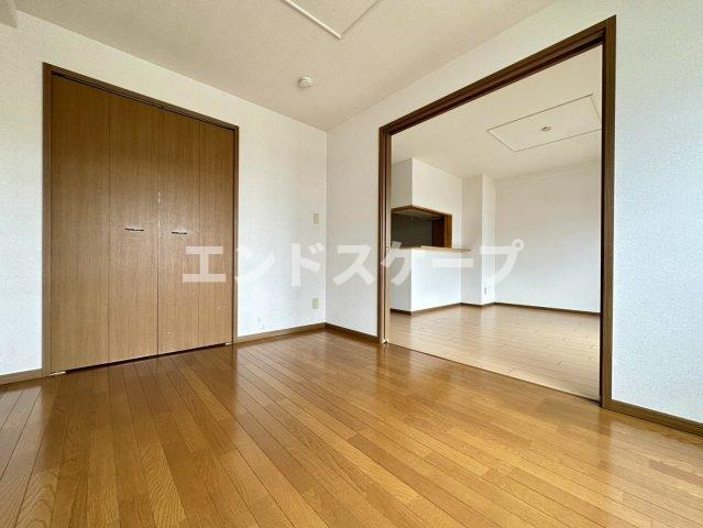 コムフォートワンの洋室|高崎、前橋のお部屋探しはエンドスケープまで！お客様の理想お聞かせ下さい♪