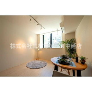 【居間・リビング】 | エスタート大井町フォレスト | エスタート大井町フォレスト　は三都市アース中延店へお任せください！　ご内覧可能なお部屋は物件現地お待ち合わせご案内可能です！