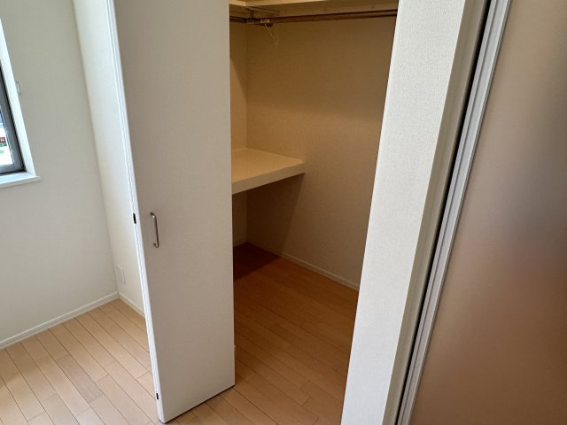 メゾン　イーハトーブの収納