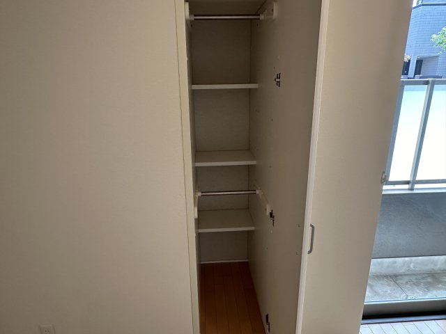 メゾン　イーハトーブの収納