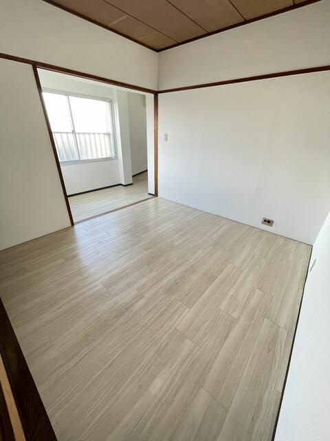 日新柏マンションの居間・リビング|リノベーション工事予定の為別… 