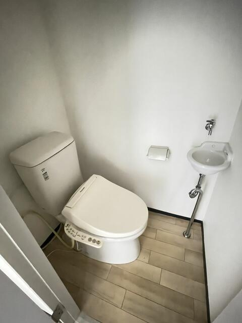 日新柏マンションのトイレ|リノベーション工事予定の為別… 