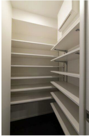 プラウドフラット渋谷笹塚の収納