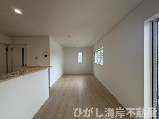 茅ケ崎市中島　新築戸建の居間・リビング|14.5帖　LDK