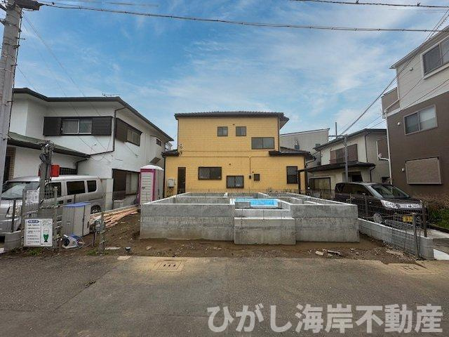 茅ケ崎市中島　新築戸建の外観|4月6日撮影　建築中　現地外観