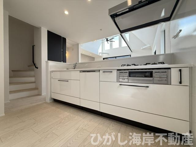 茅ヶ崎市高田2丁目　新築戸建　のキッチン|キッチンスペース