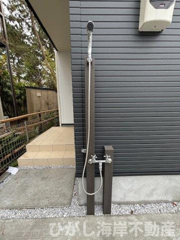 茅ヶ崎市中海岸４丁目　新築戸建　全３棟の設備|外用シャワー