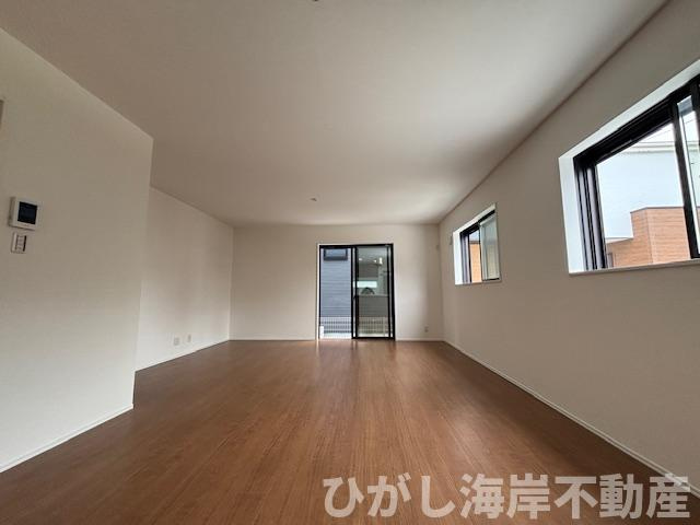 茅ヶ崎市中海岸４丁目　新築戸建　全３棟のダイニング|20.1帖　LDK
