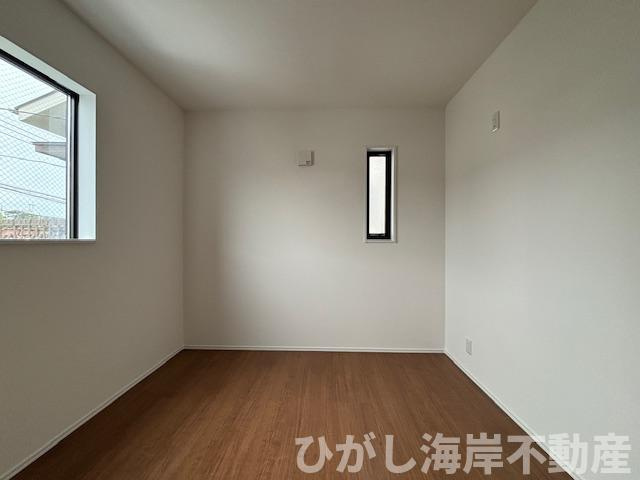 茅ヶ崎市中海岸４丁目　新築戸建　全３棟の内装|5.5帖　洋室