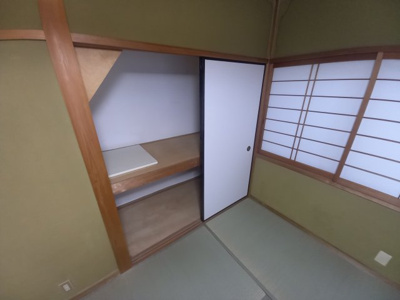 【収納】 | 津之江町2丁目車庫付貸家 | 2階和室収納