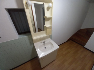【独立洗面台】 | 津之江町2丁目車庫付貸家