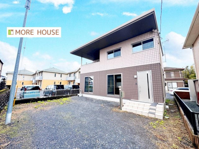 太田市新田市野井町　中古住宅の外観