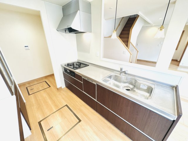 太田市新田市野井町　中古住宅のキッチン