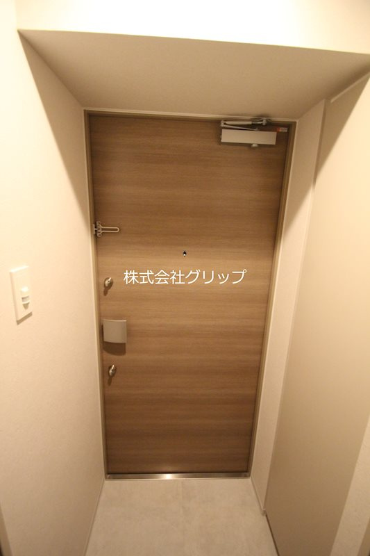 BPRレジデンスMotomachi Bay Sideの玄関