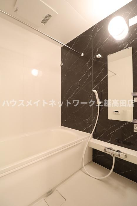 アクシア西本町の浴室|追焚機能付