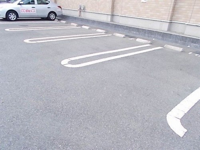 【駐車場】 | エクセラン則直Ⅲ