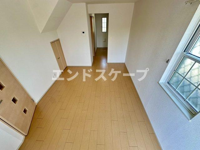 エタニティの居間・リビング|高崎、前橋のお部屋探しはエンドスケープまで！お客様の理想お聞かせ下さい♪