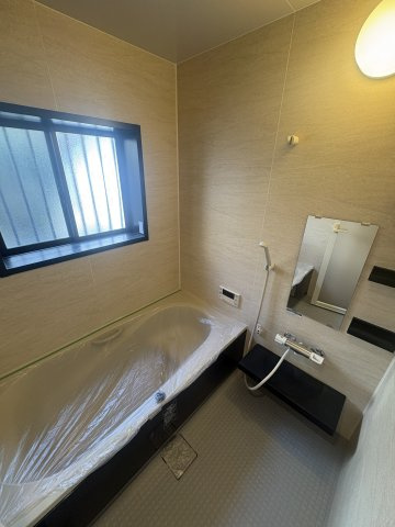 緑台中古一戸建の浴室|きれいなお風呂です