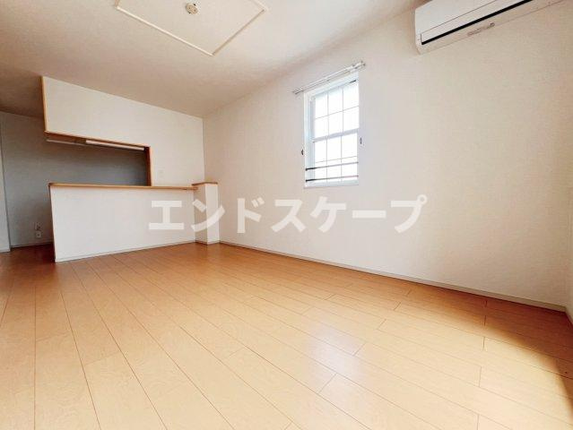メゾン　ド　ルミエール　Ⅱの居間・リビング|高崎、前橋のお部屋探しはエンドスケープまで！お客様の理想お聞かせ下さい♪